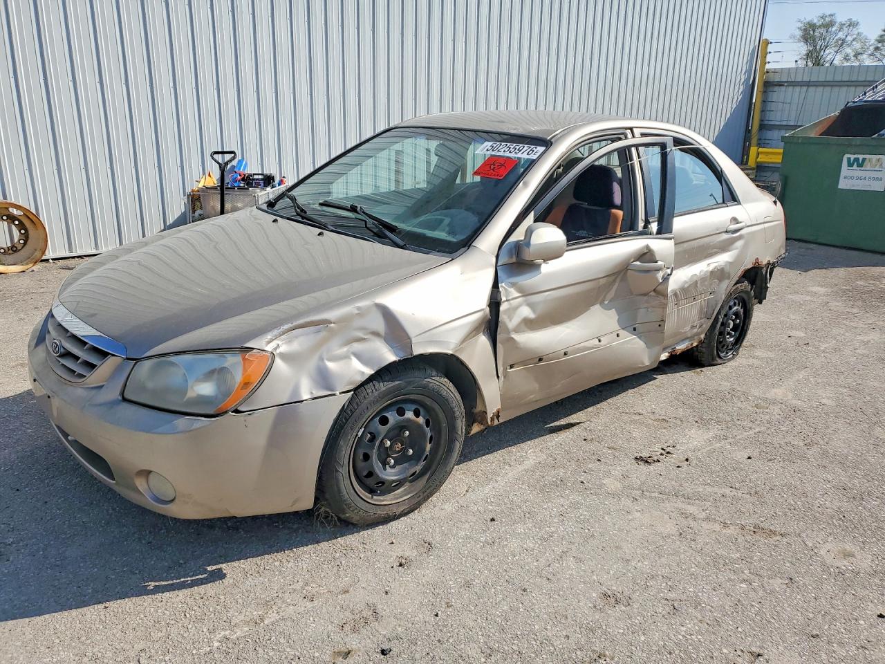 Salvage Kia Spectra Image