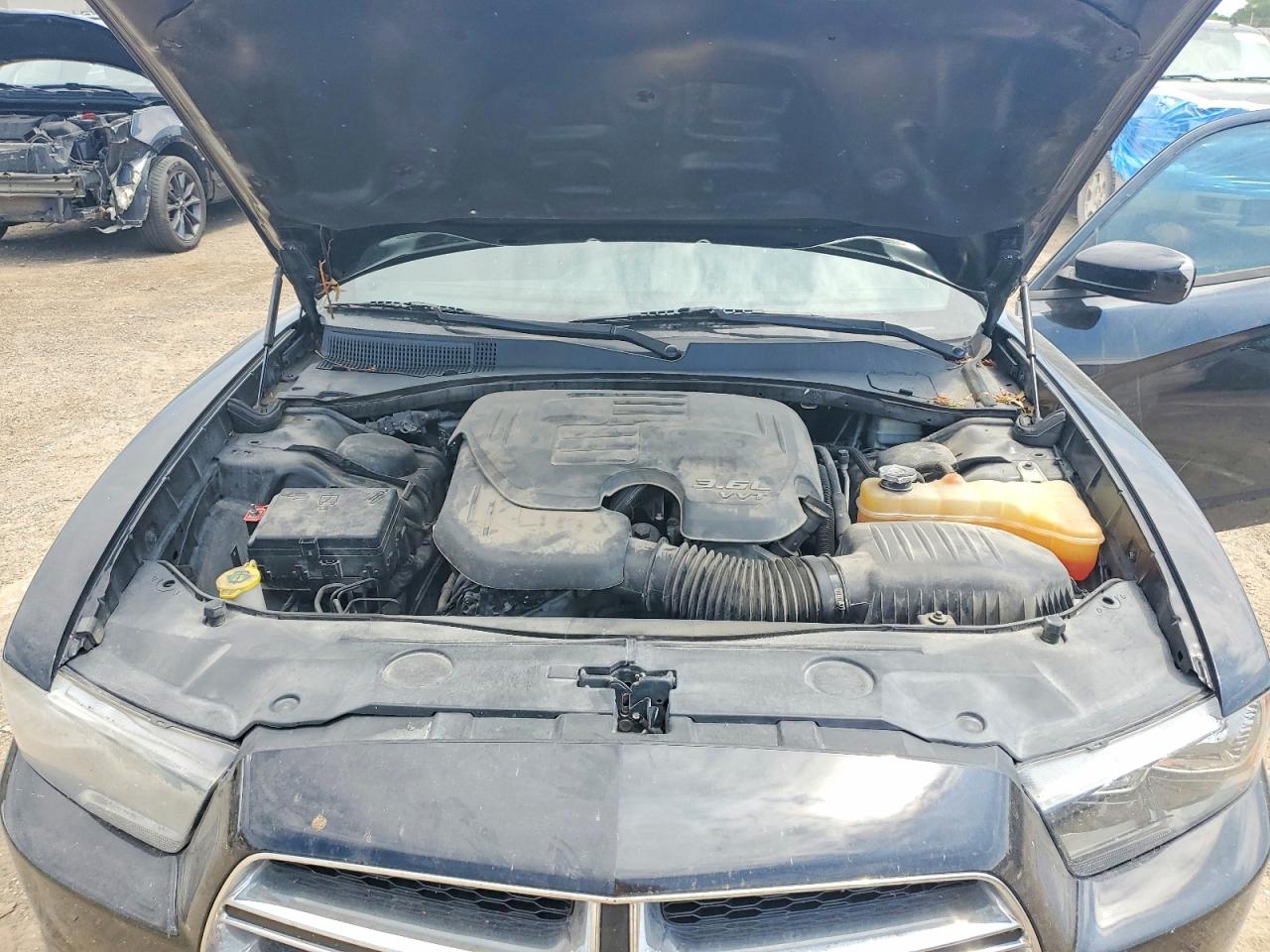 Dodge Charger Se