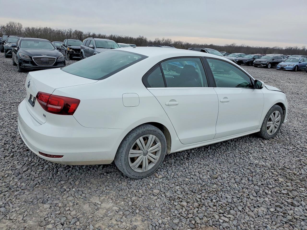 Volkswagen Jetta S