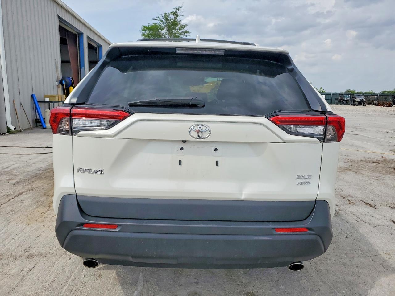 Toyota RAV4 Xle Premium