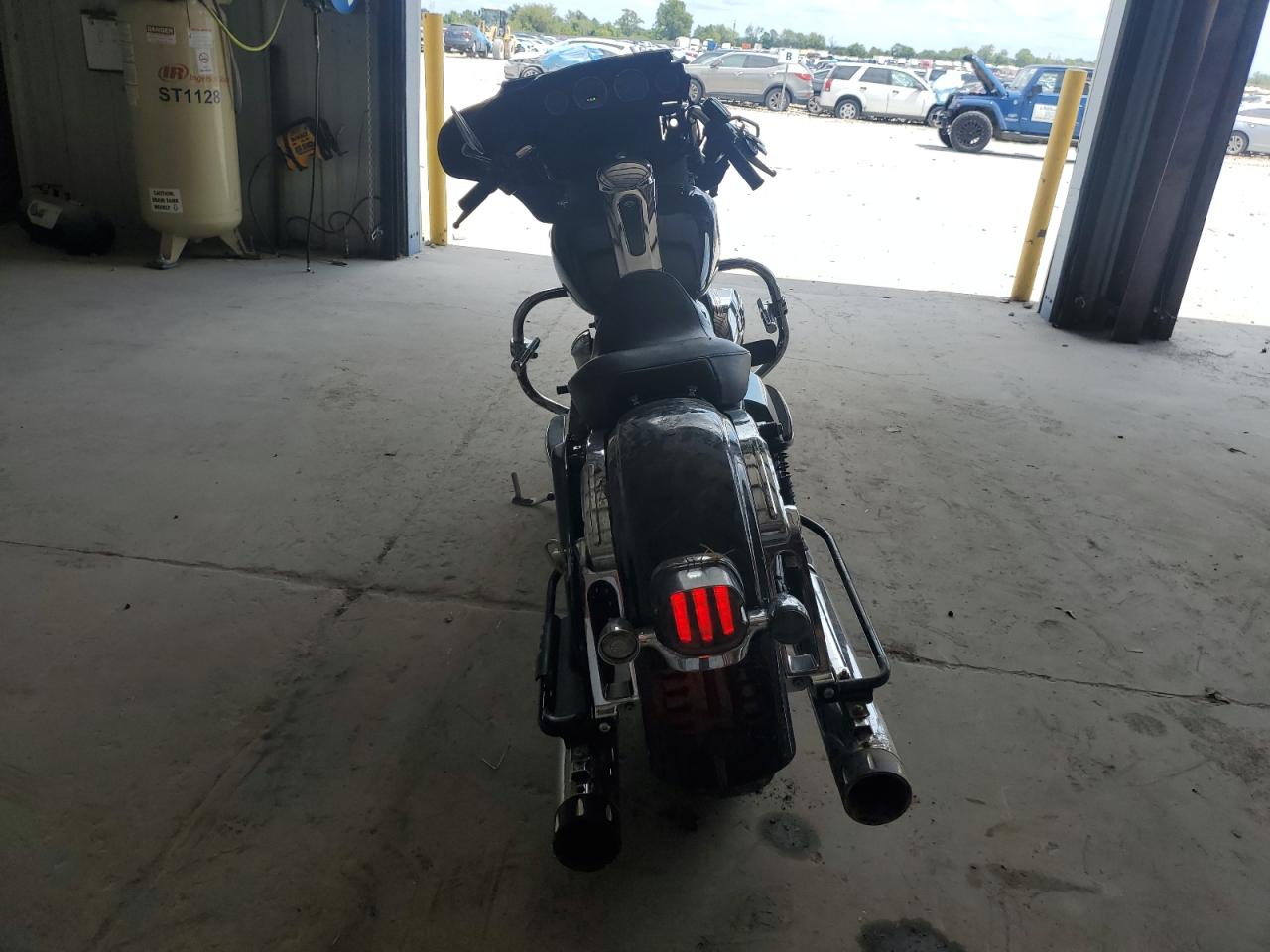 Harley-Davidson Fl