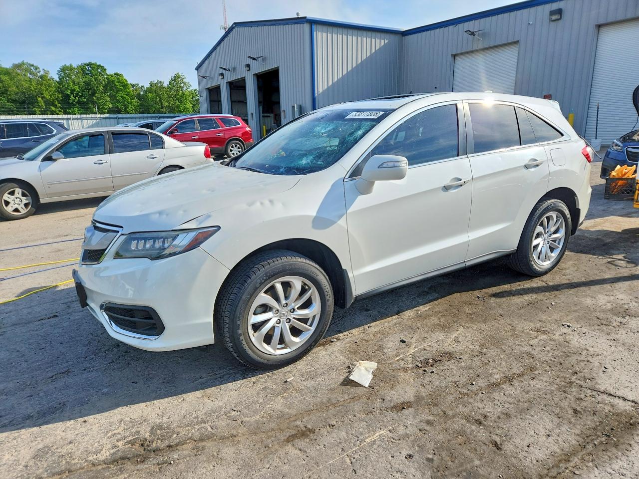 Salvage Acura RDX Image