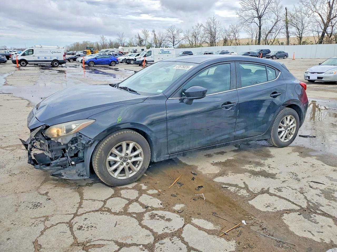 Salvage Mazda 3 Image