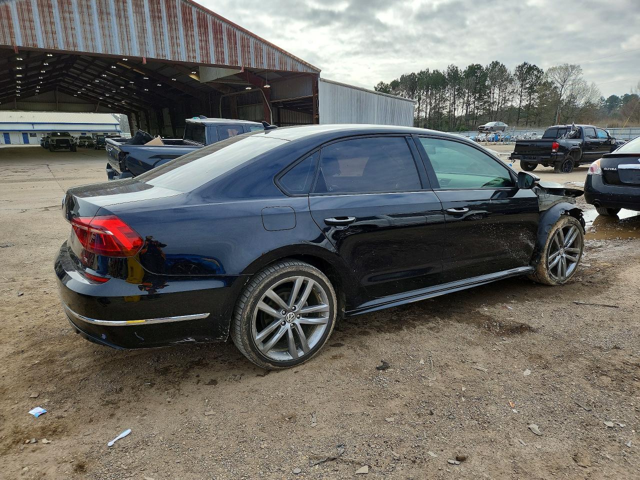 Volkswagen Passat S