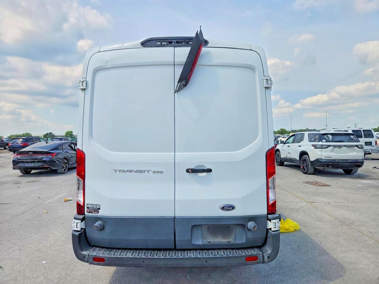 Ford Transit T-250