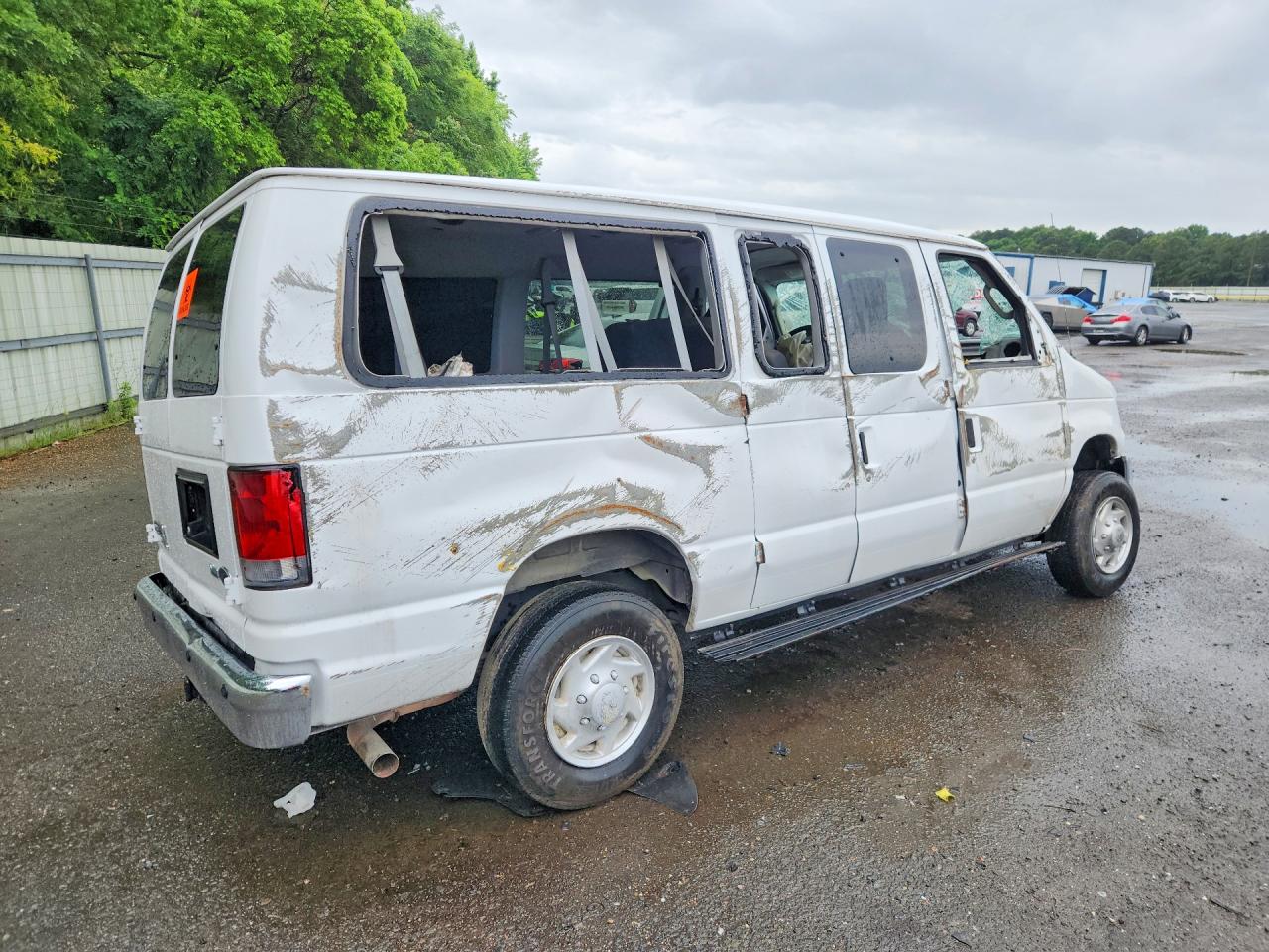 Ford Econoline E350 Super Duty Wagon