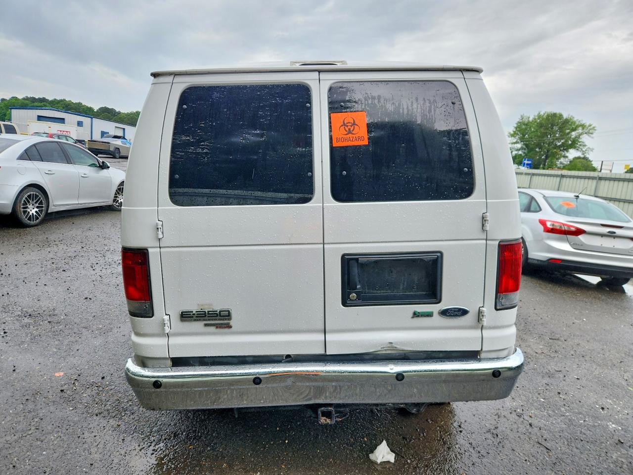 Ford Econoline E350 Super Duty Wagon