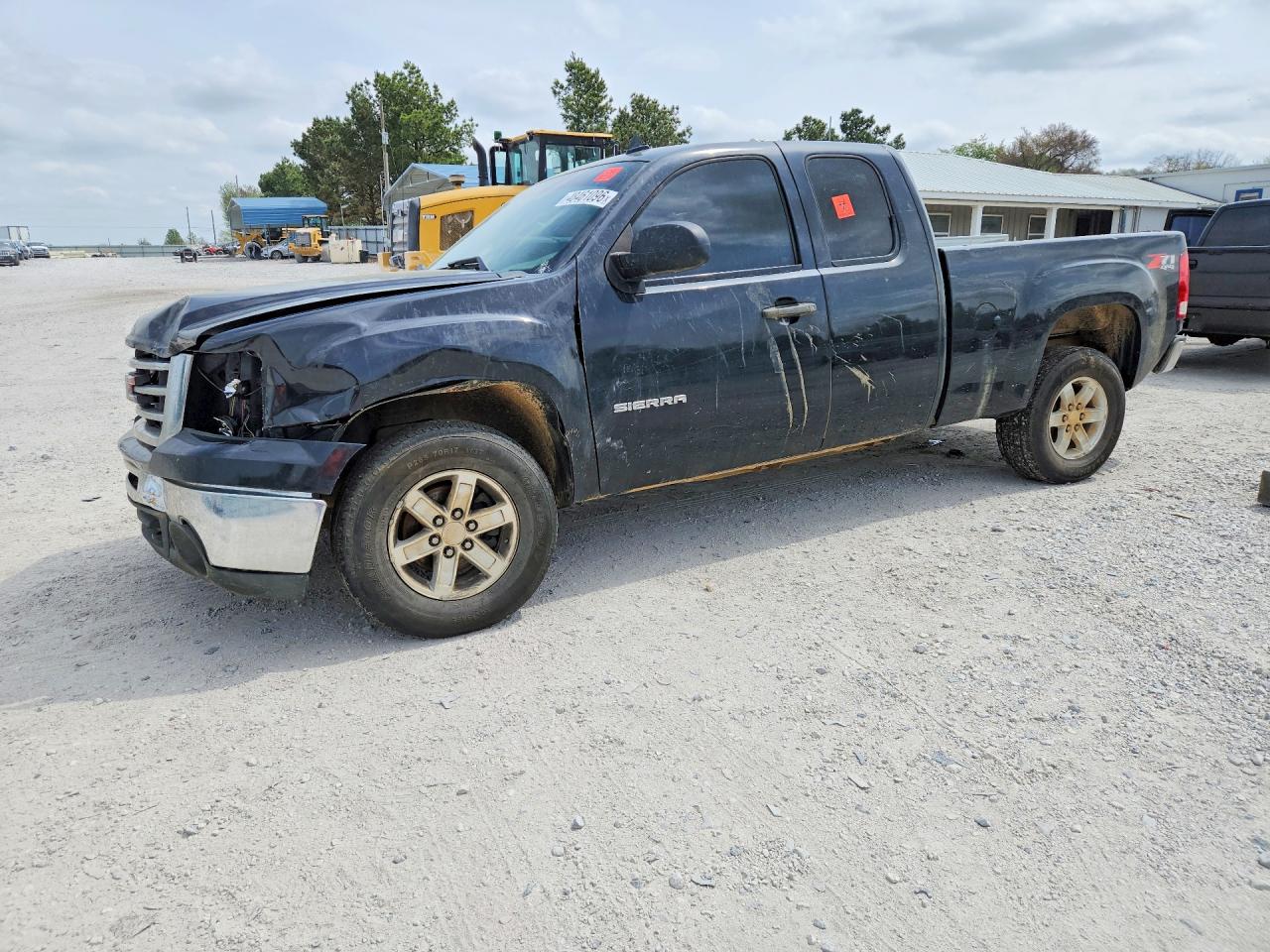 Salvage GMC Sierra Image