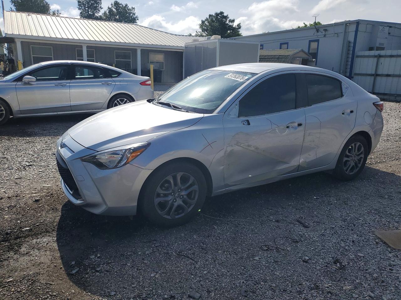 Salvage Toyota Yaris Image