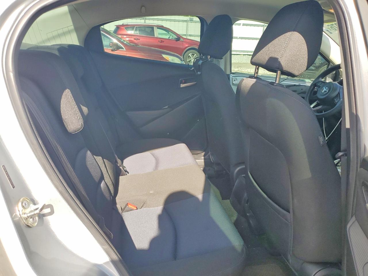 Toyota Yaris Le