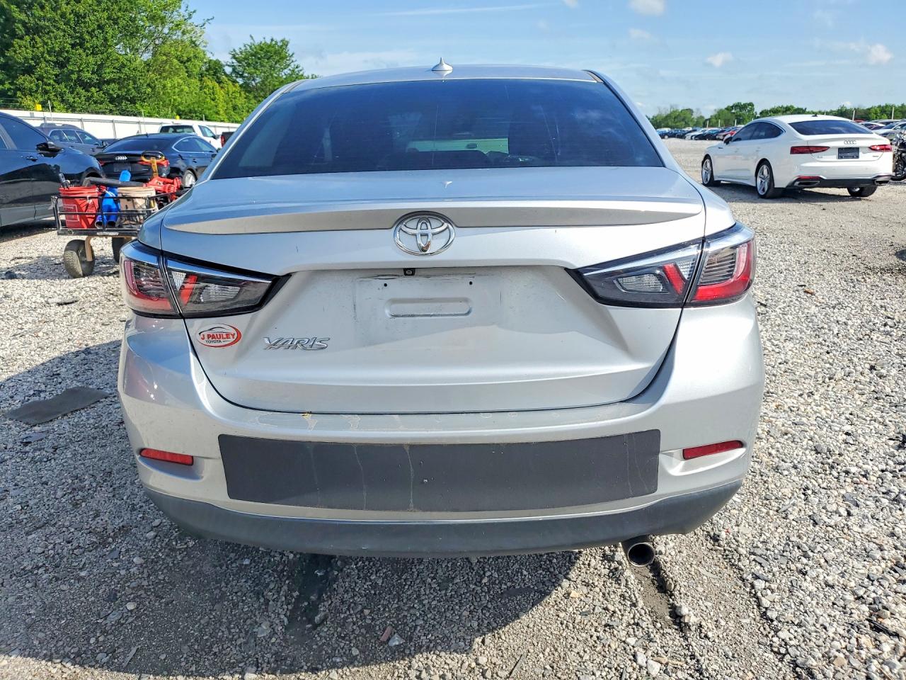Toyota Yaris Le