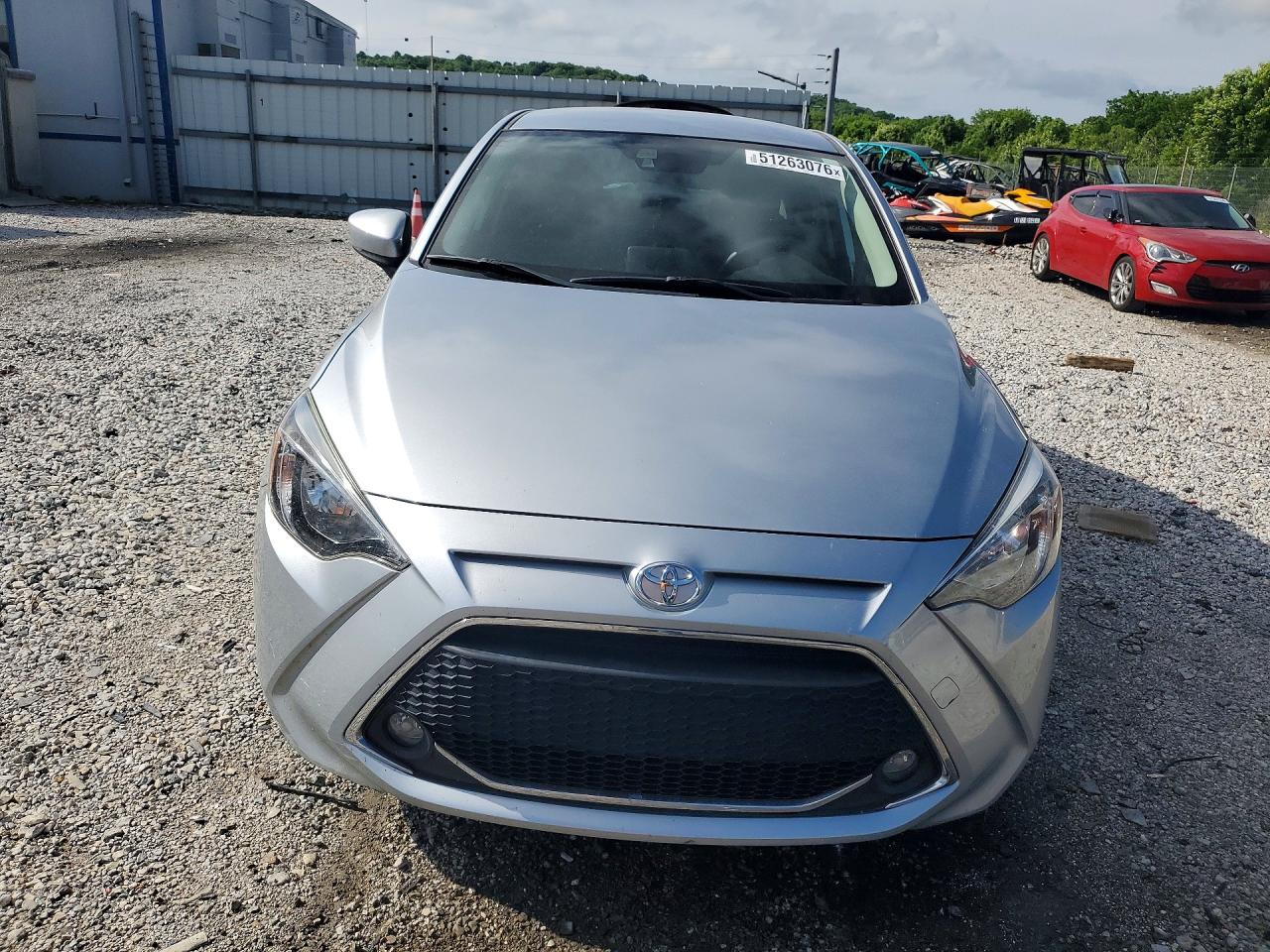 Toyota Yaris Le