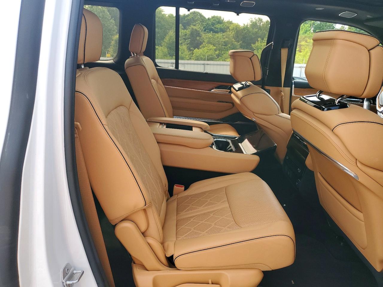 Jeep Grand Wagoneer Series Iii