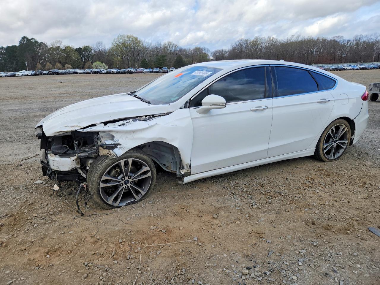 Salvage Ford Fusion Image