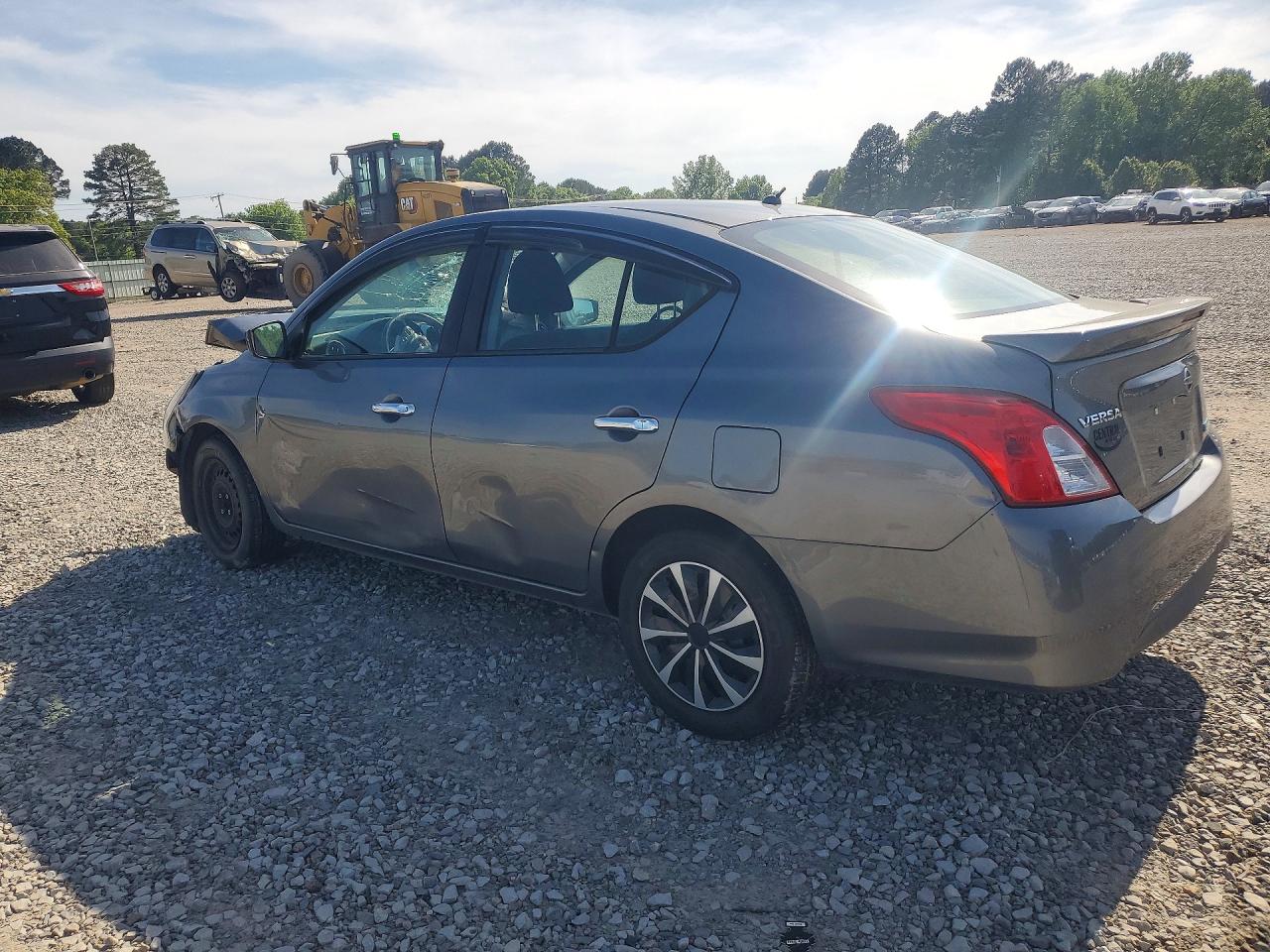 Nissan Versa 1.6 Sv