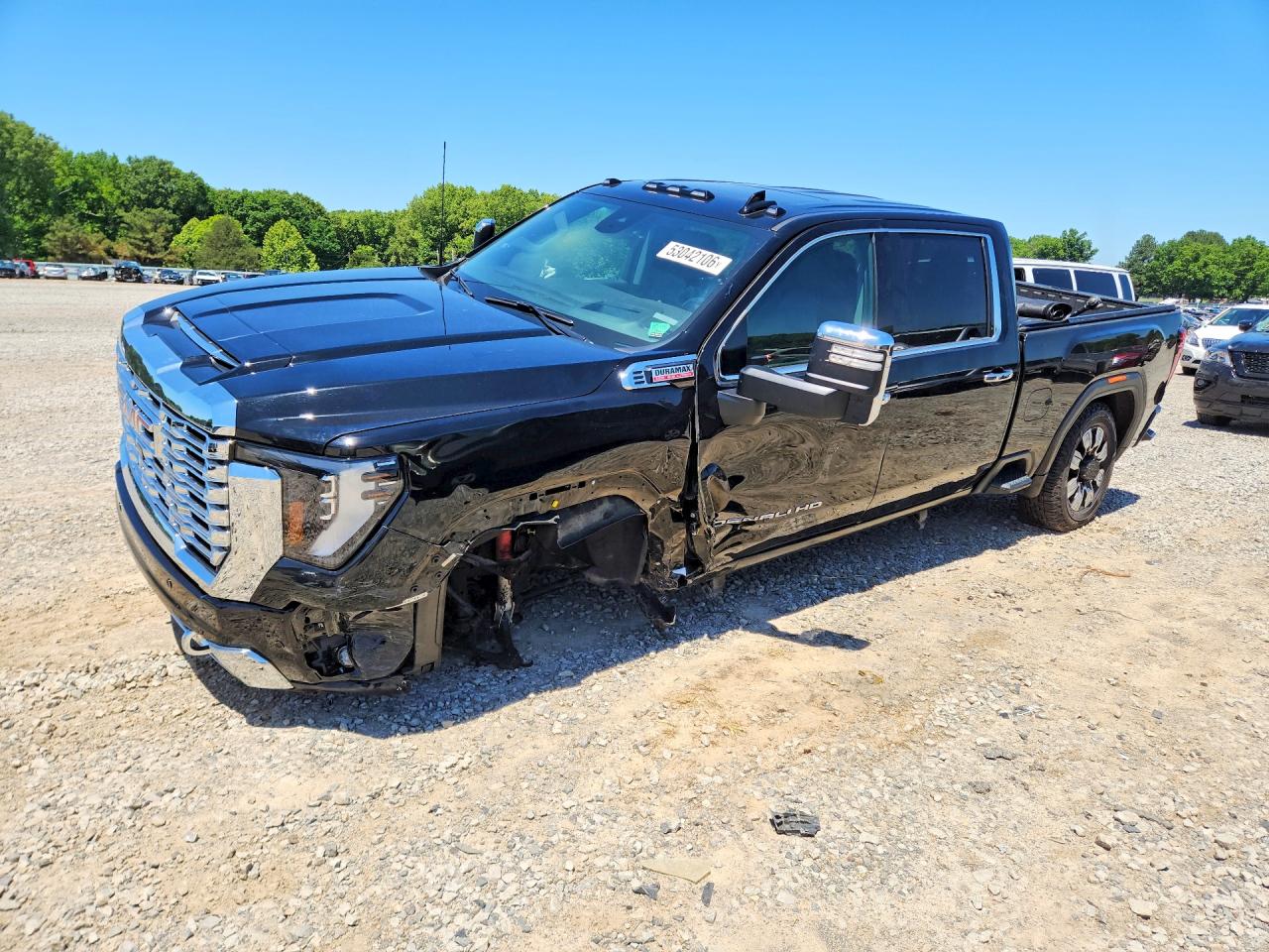 Salvage GMC Sierra Image