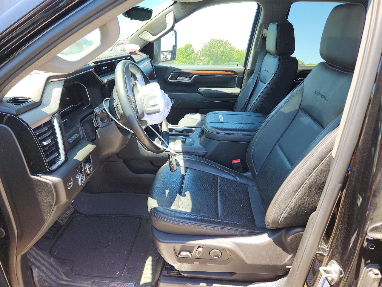GMC Sierra K2500 Denali