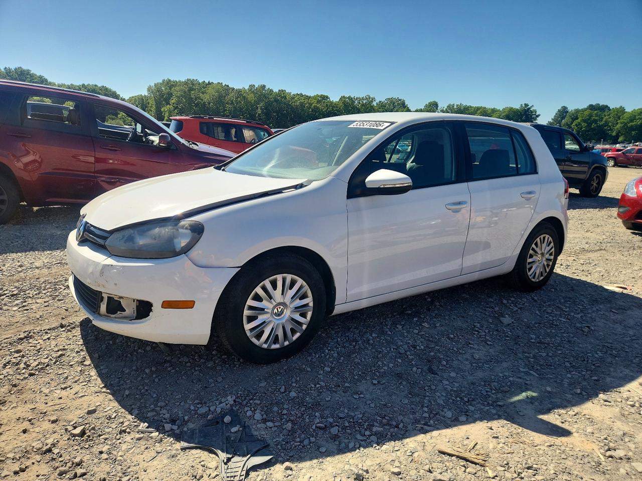 Salvage Volkswagen Golf Image