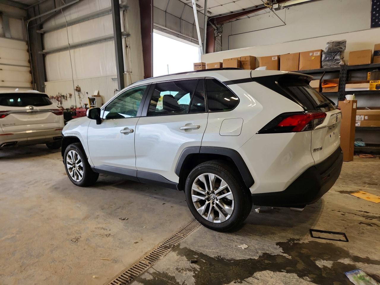 Toyota RAV4 Xle Premium