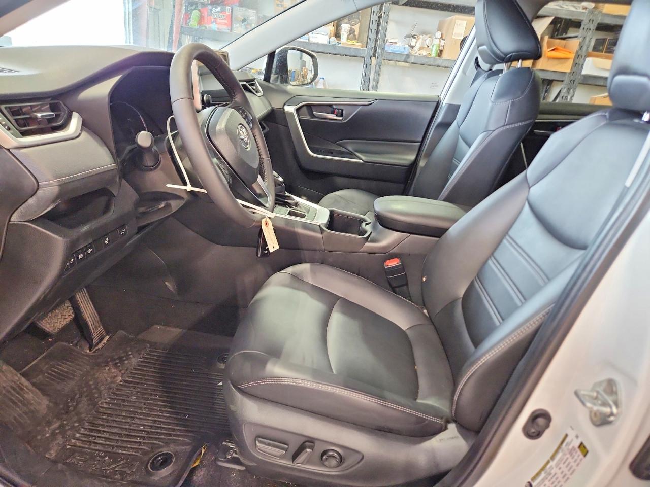 Toyota RAV4 Xle Premium