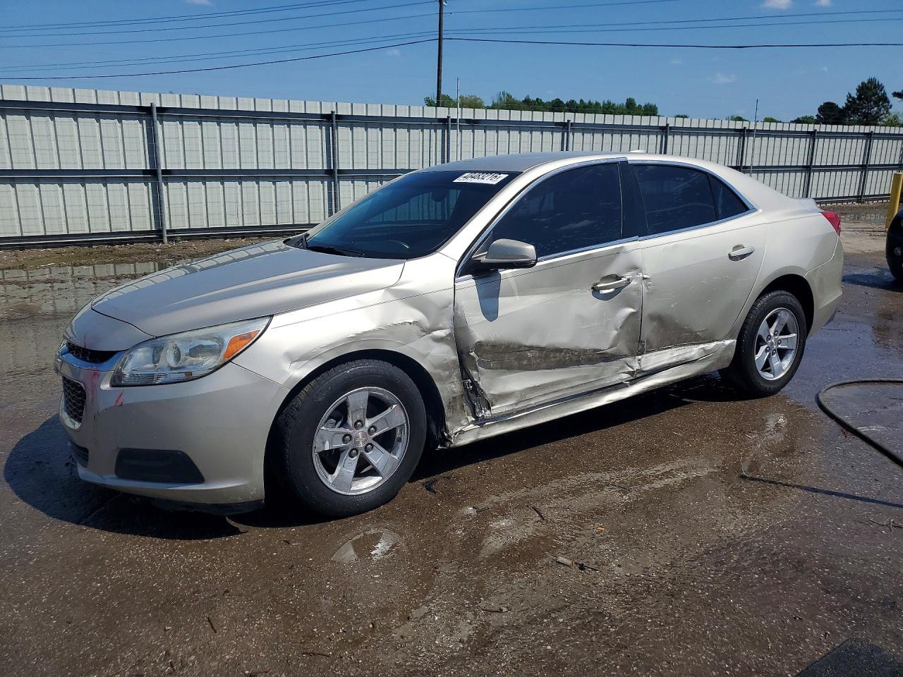 Salvage Chevrolet Malibu Image