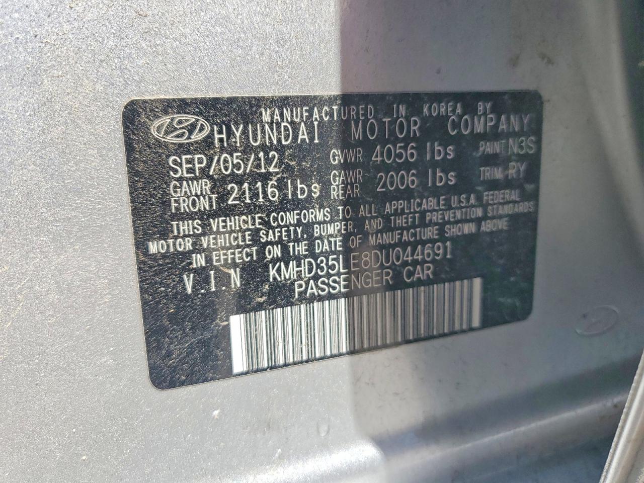 Hyundai ELANTRA Base