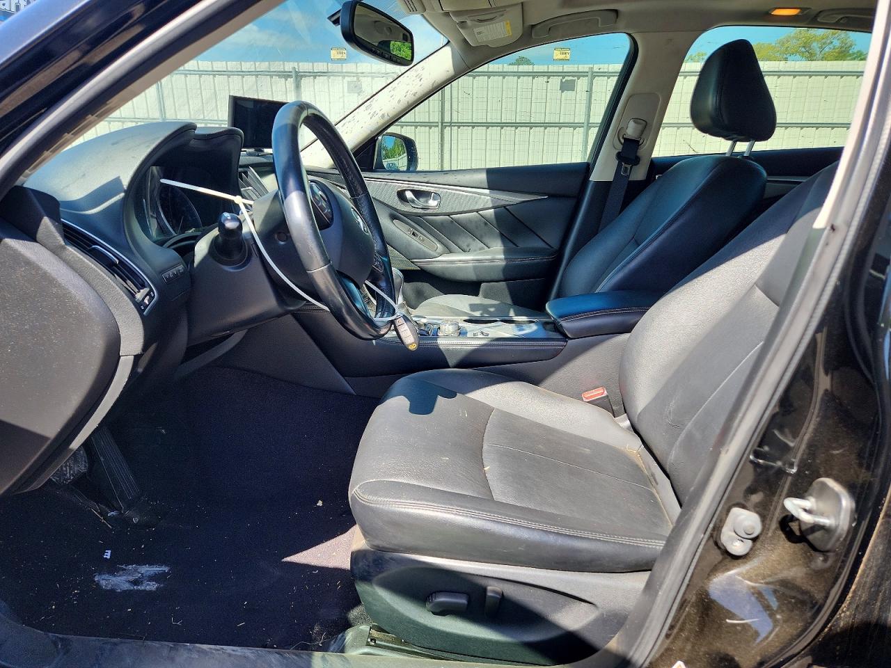 INFINITI Q50 3.0t Premium