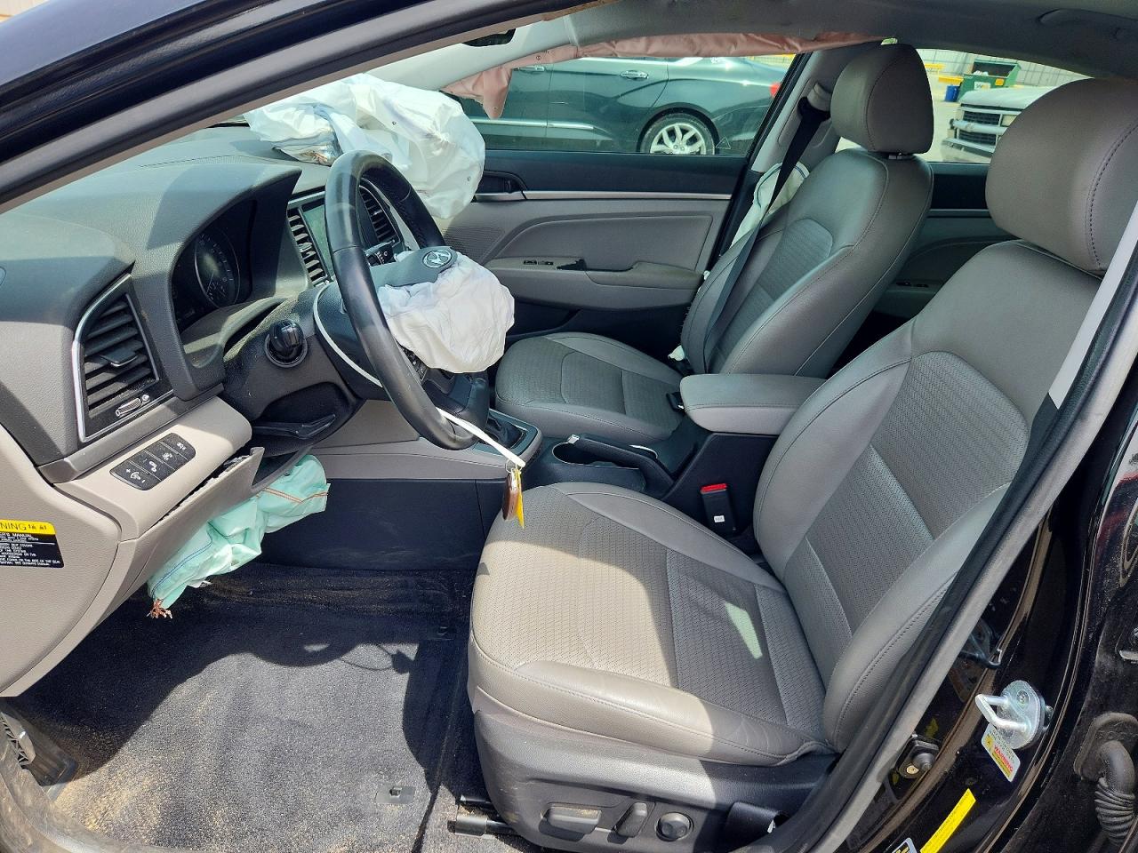 Hyundai ELANTRA Limited
