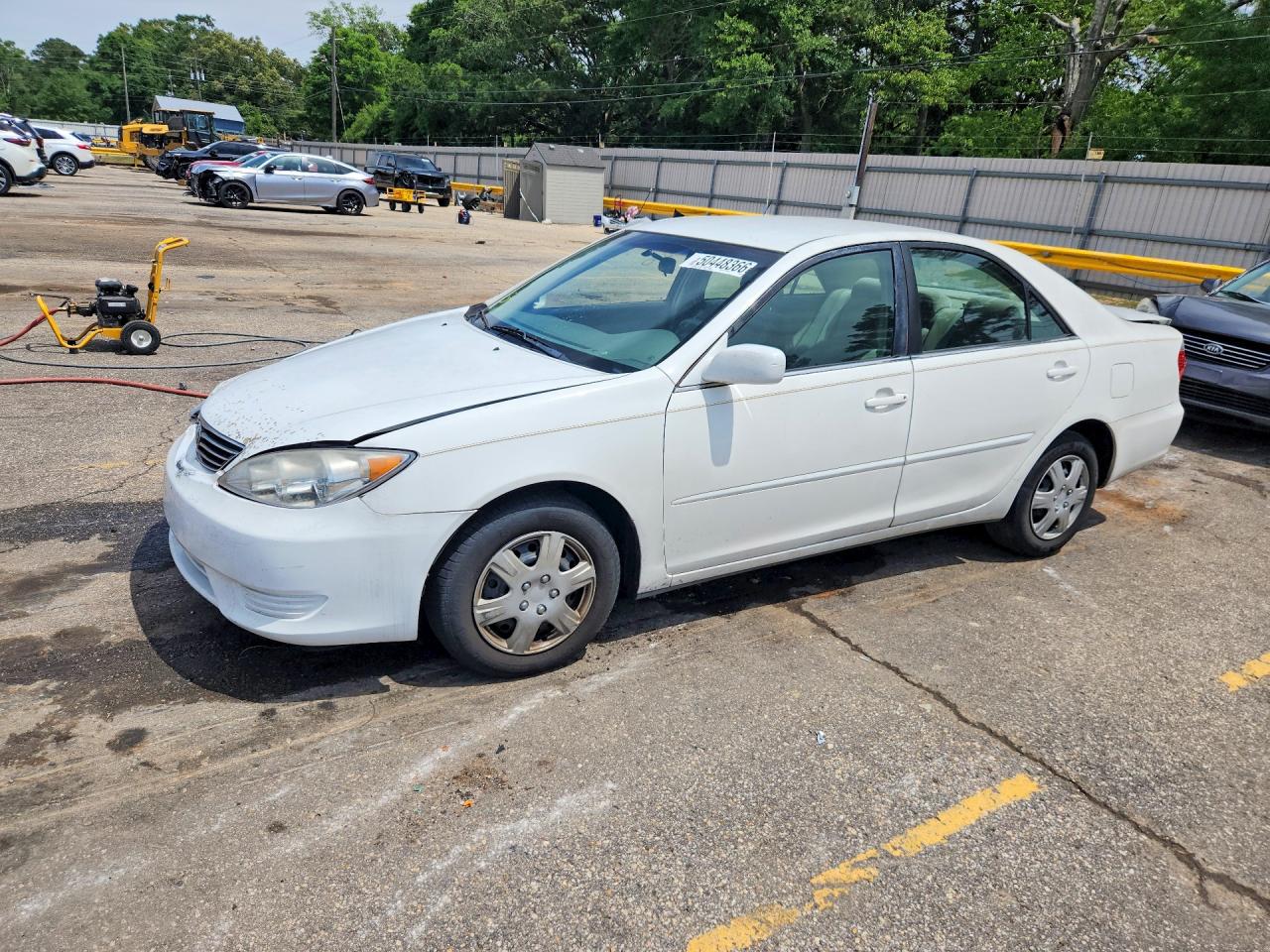 Salvage Toyota Camry Image