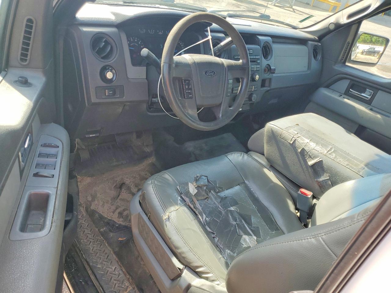 Ford F-150 Super Cab