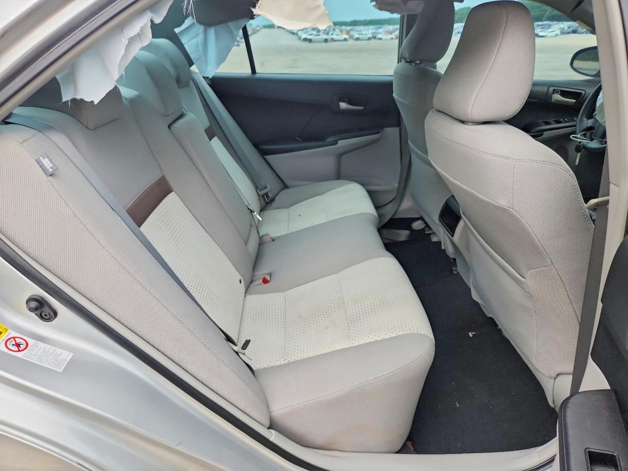 Toyota Camry L