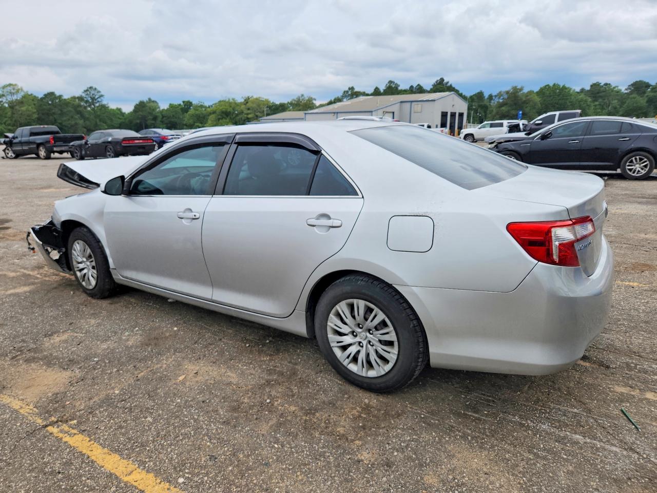Toyota Camry L