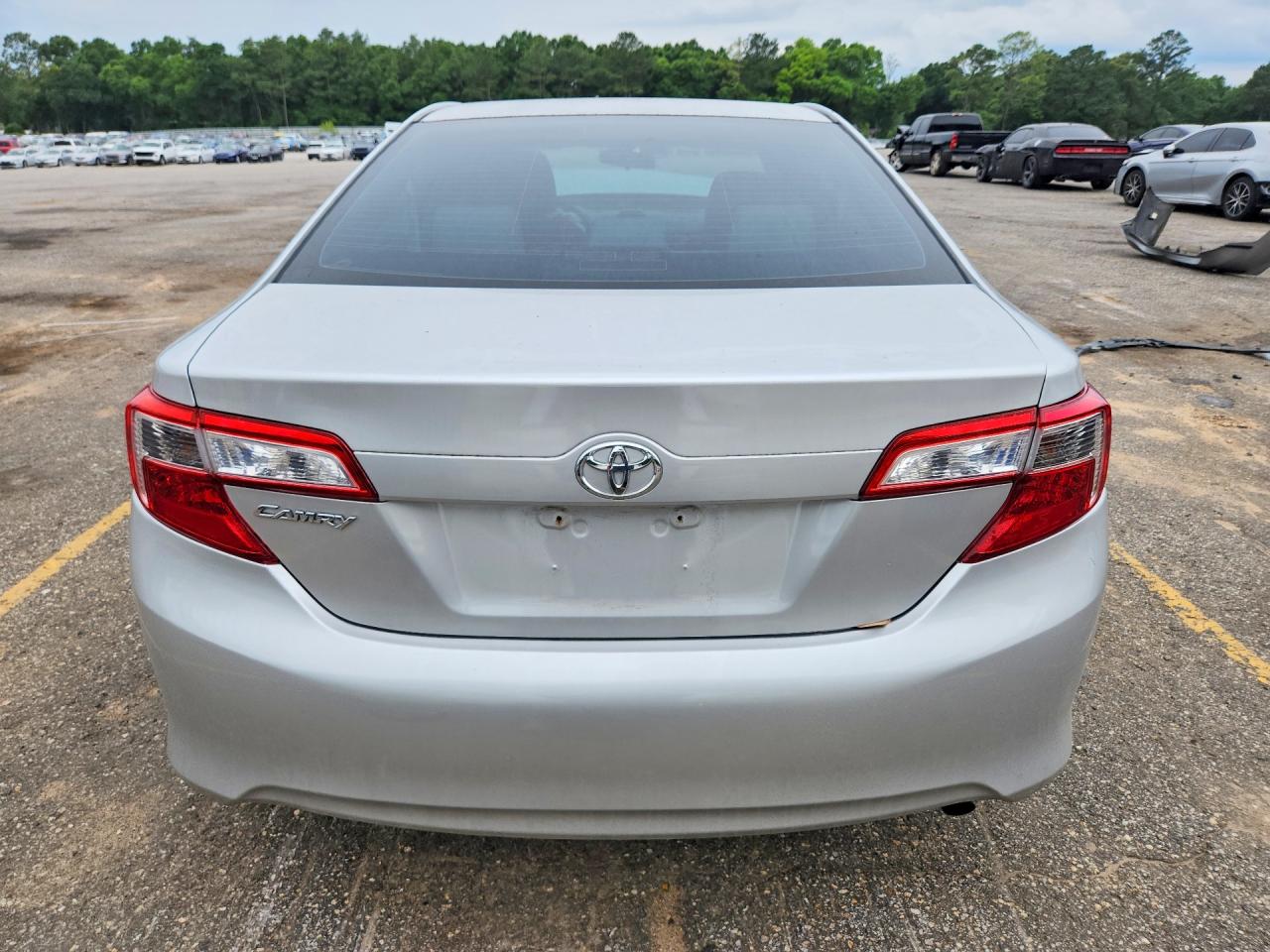 Toyota Camry L