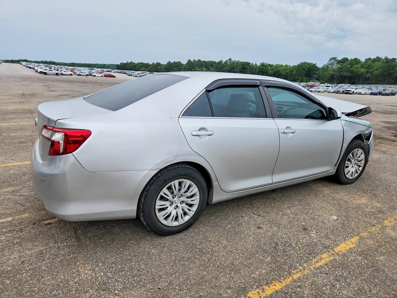 Toyota Camry L
