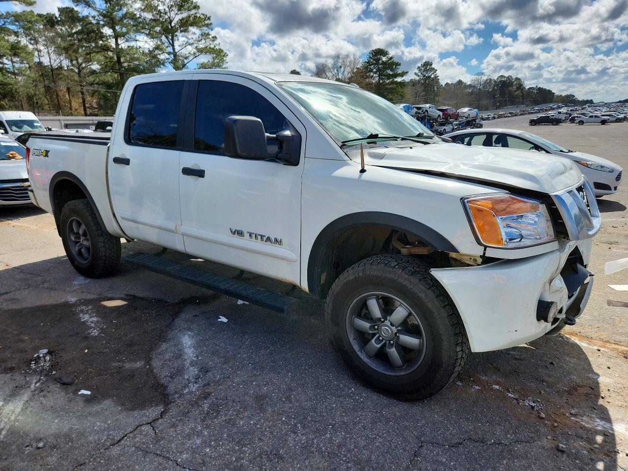 Nissan Titan S