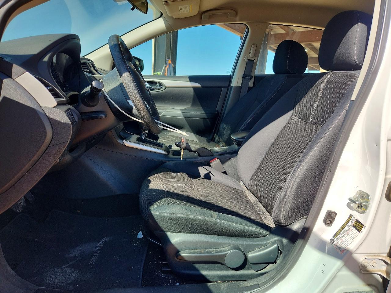 Nissan Sentra S