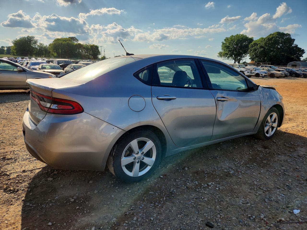 Dodge Dart Sxt