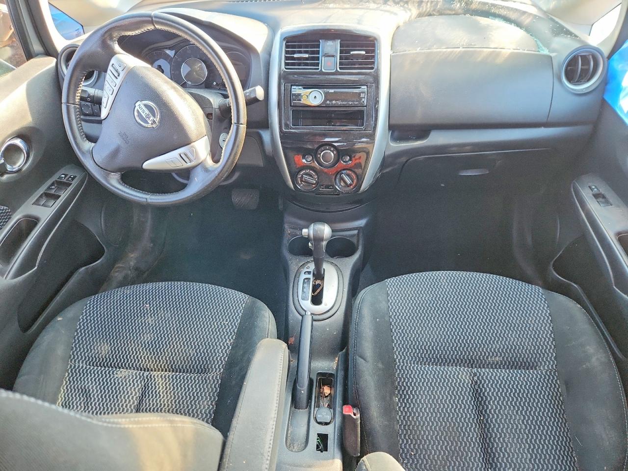 Nissan Versa S