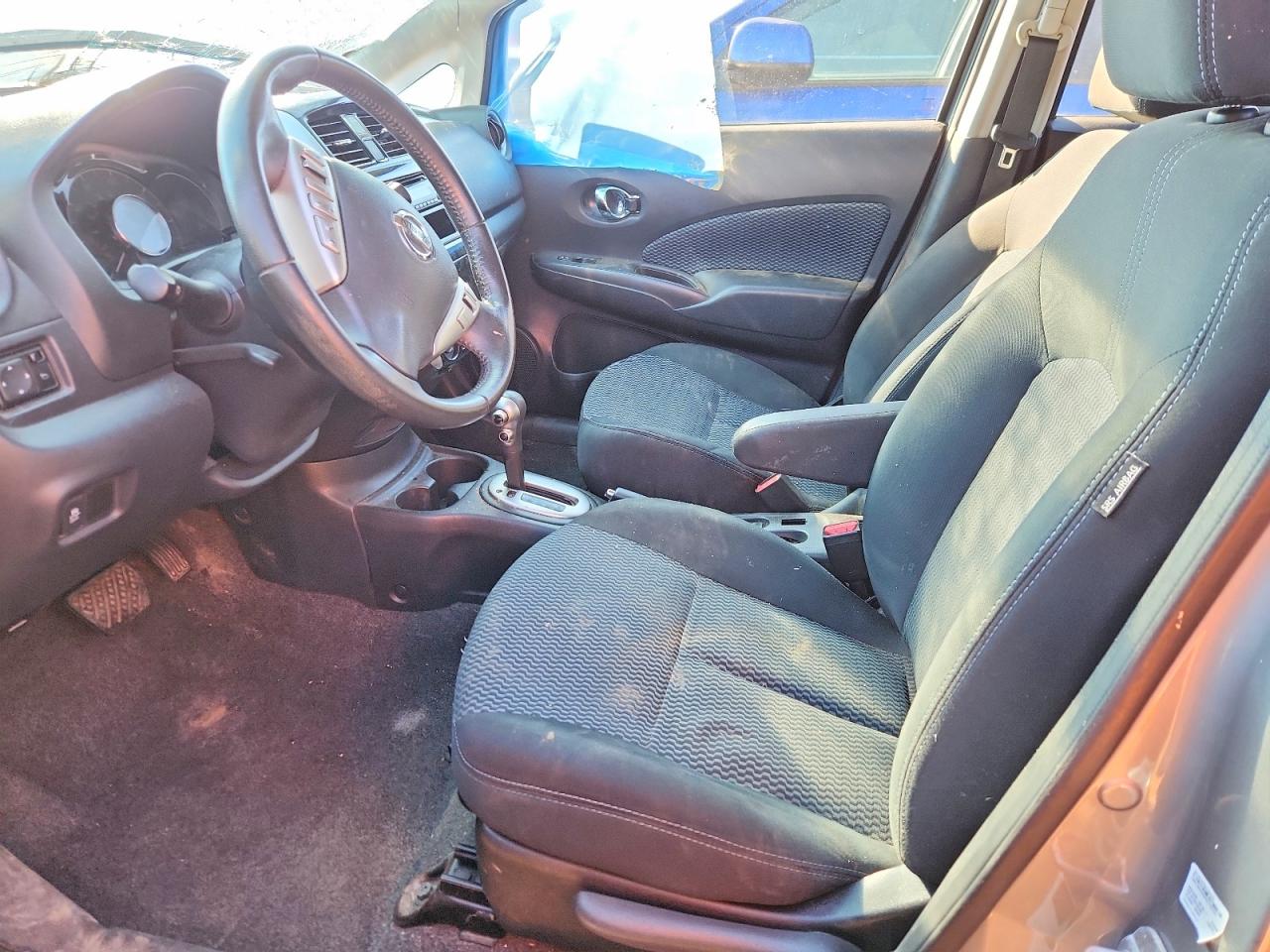 Nissan Versa S