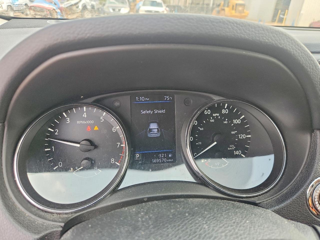 Nissan Rogue S