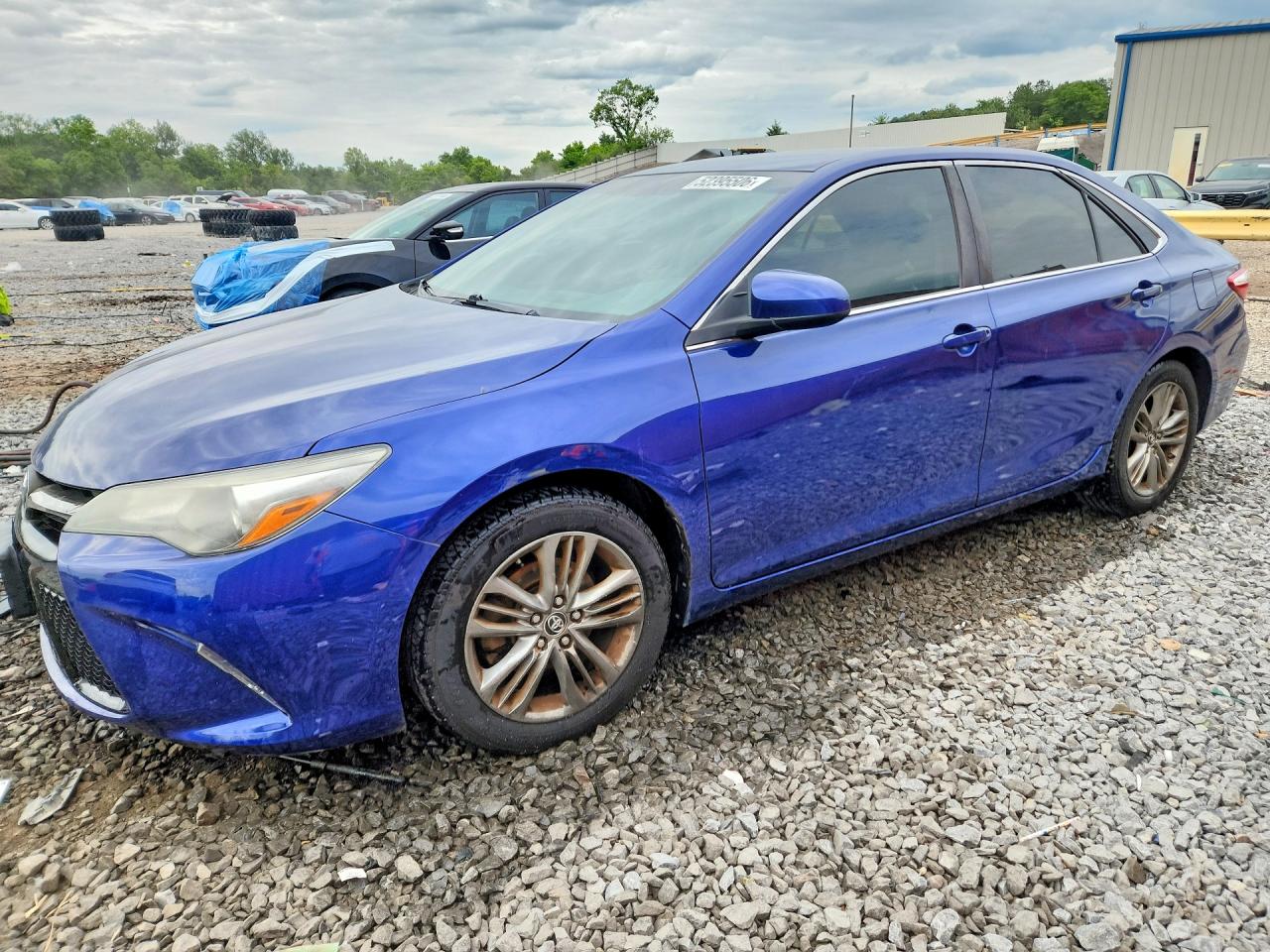 Salvage Toyota Camry Image