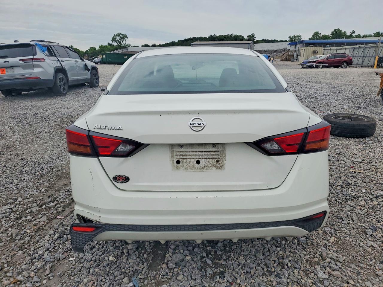 Nissan Altima S