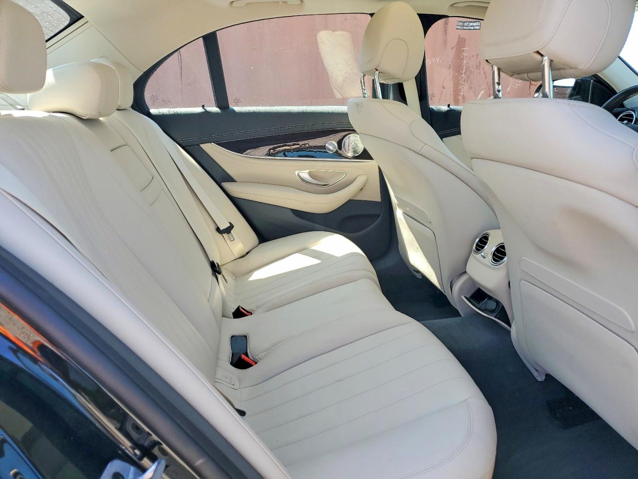 Mercedes-Benz E-Class 350