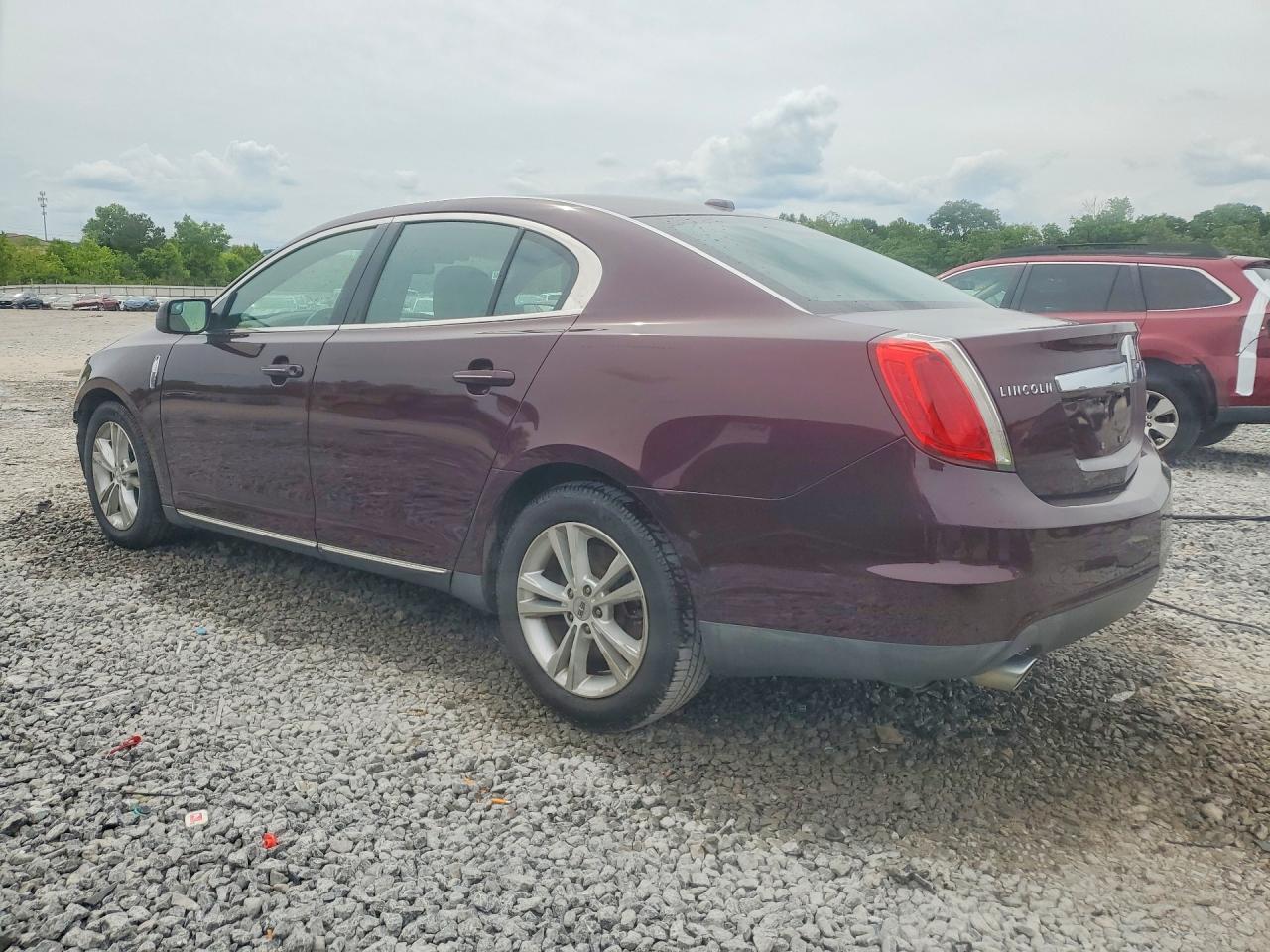 Lincoln MKS