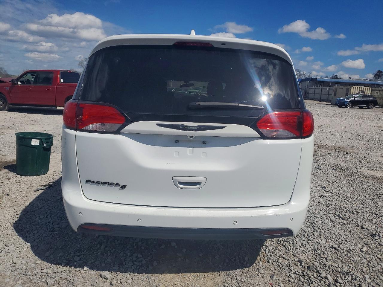 Chrysler Pacifica Touring Plus