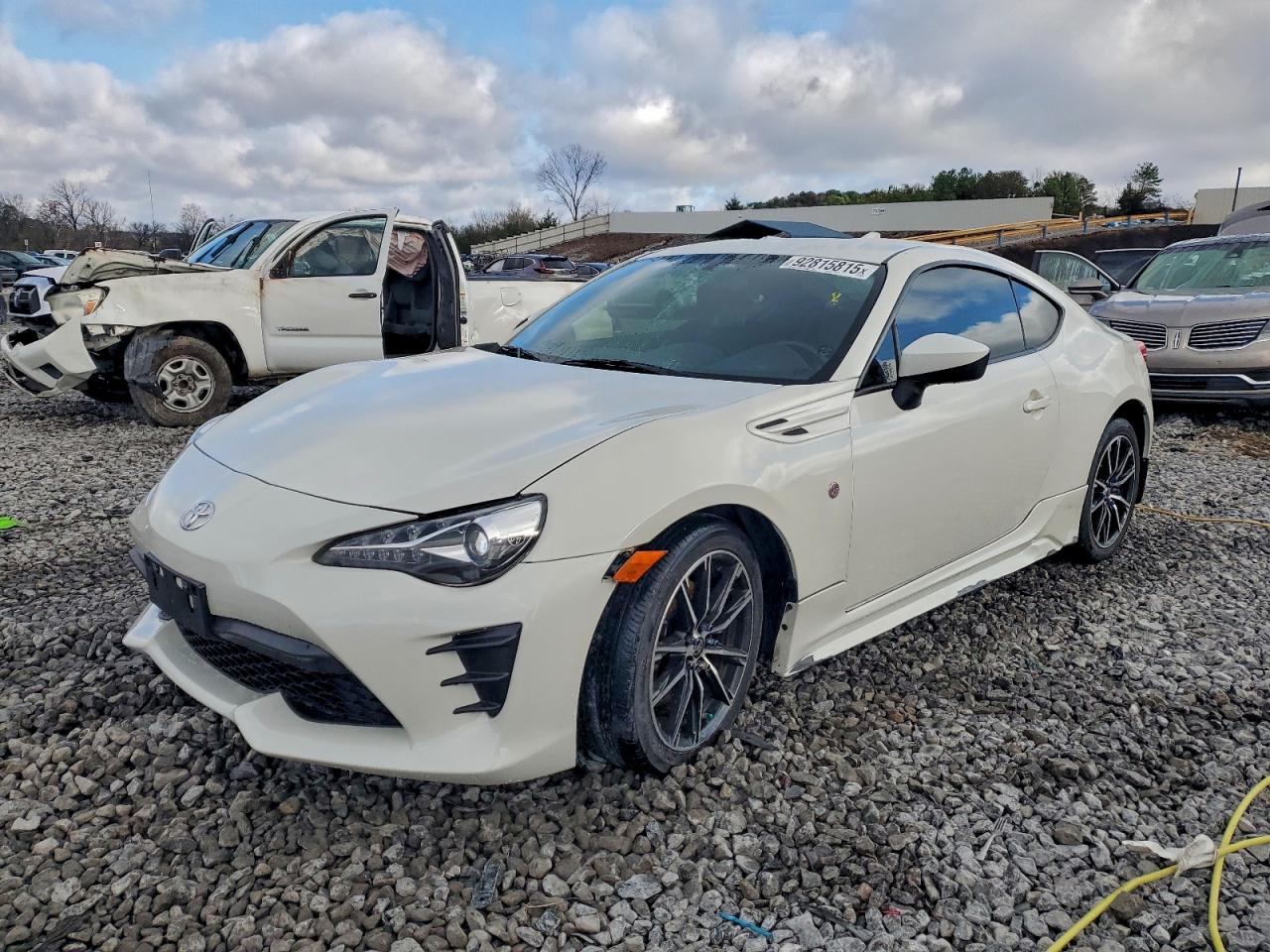 Salvage Toyota 86 Image