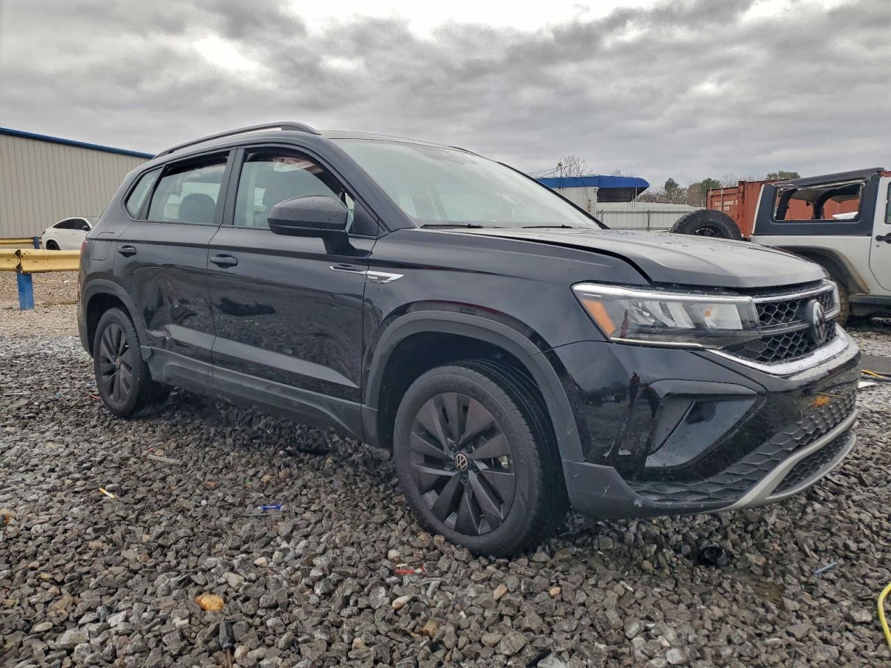 Volkswagen Taos S