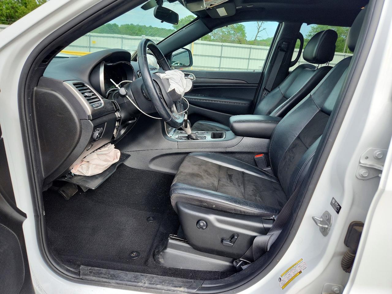 Jeep Grand Cherokee Laredo
