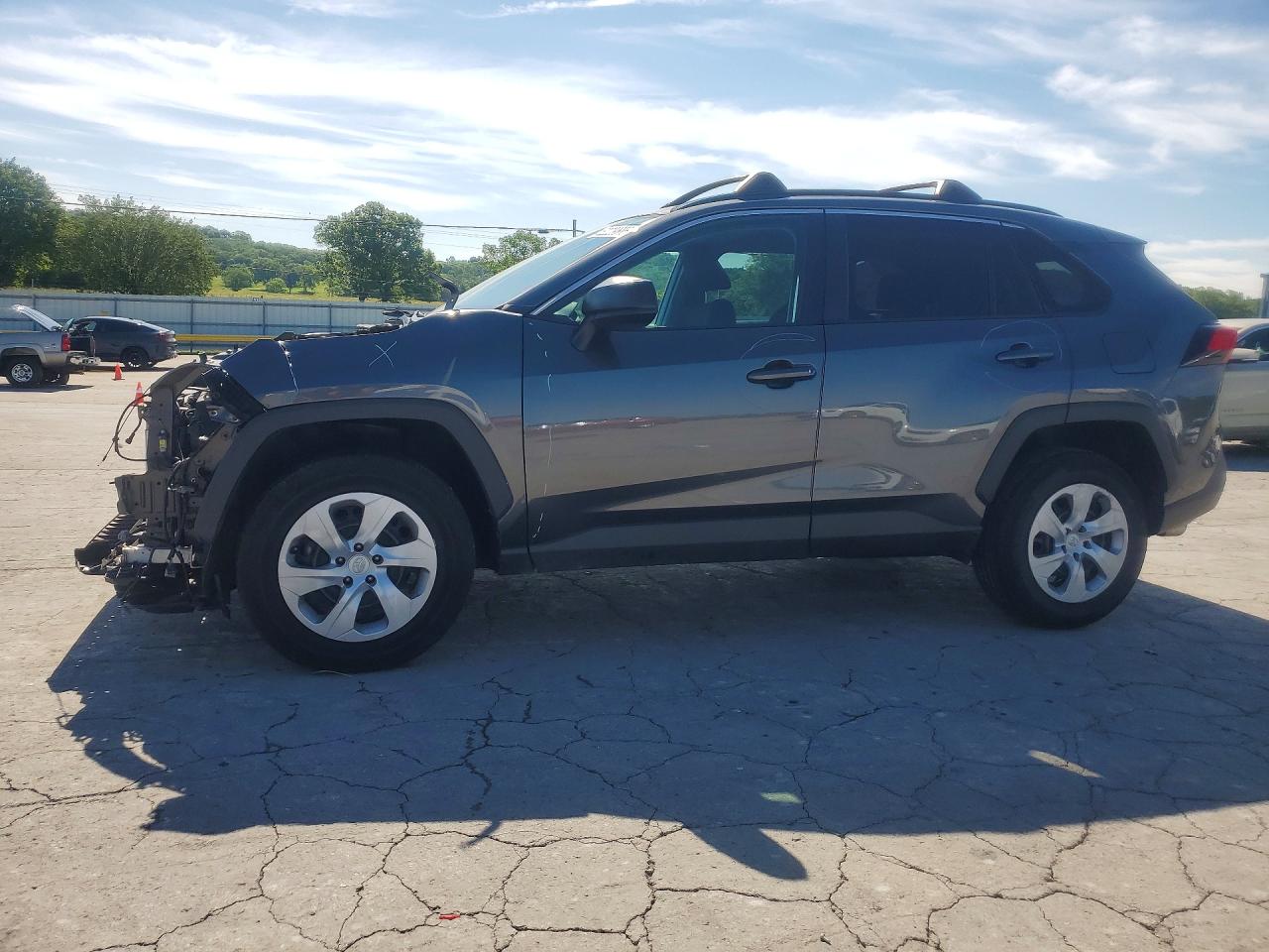 Salvage Toyota RAV4 Image