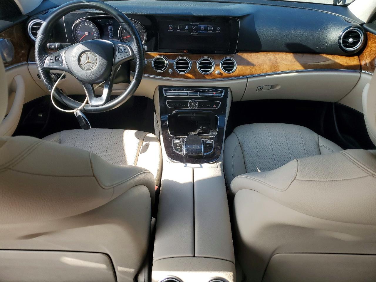 Mercedes-Benz E-Class 300